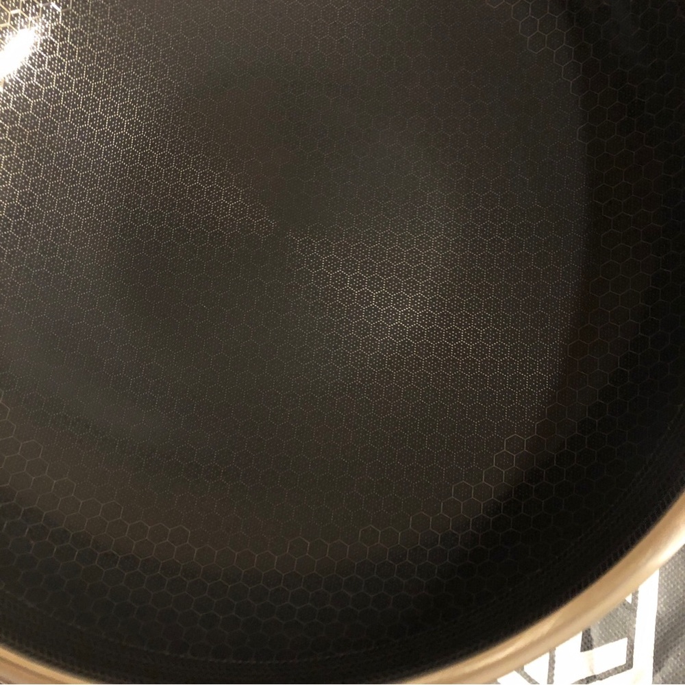 HexClad 12-Inch Wok Hybrid Nonstick Cookware Stay Cool Handle - Picture 5 of 9